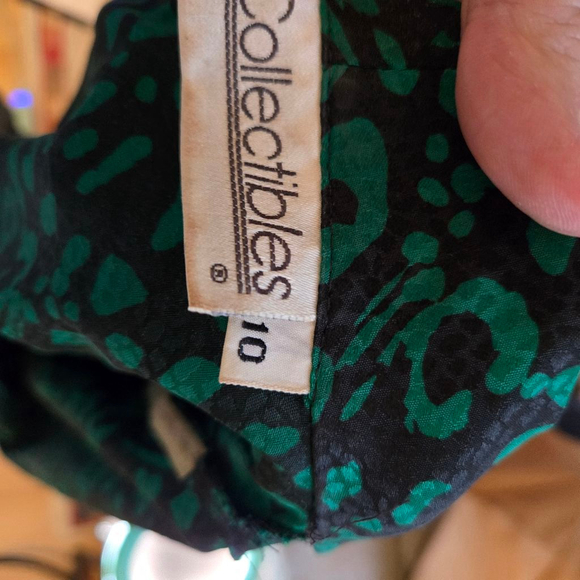 Vintage Size 10 Black Green Animal Print Silky Peplum Wrap Shirt Blouse Women's - Picture 9 of 10